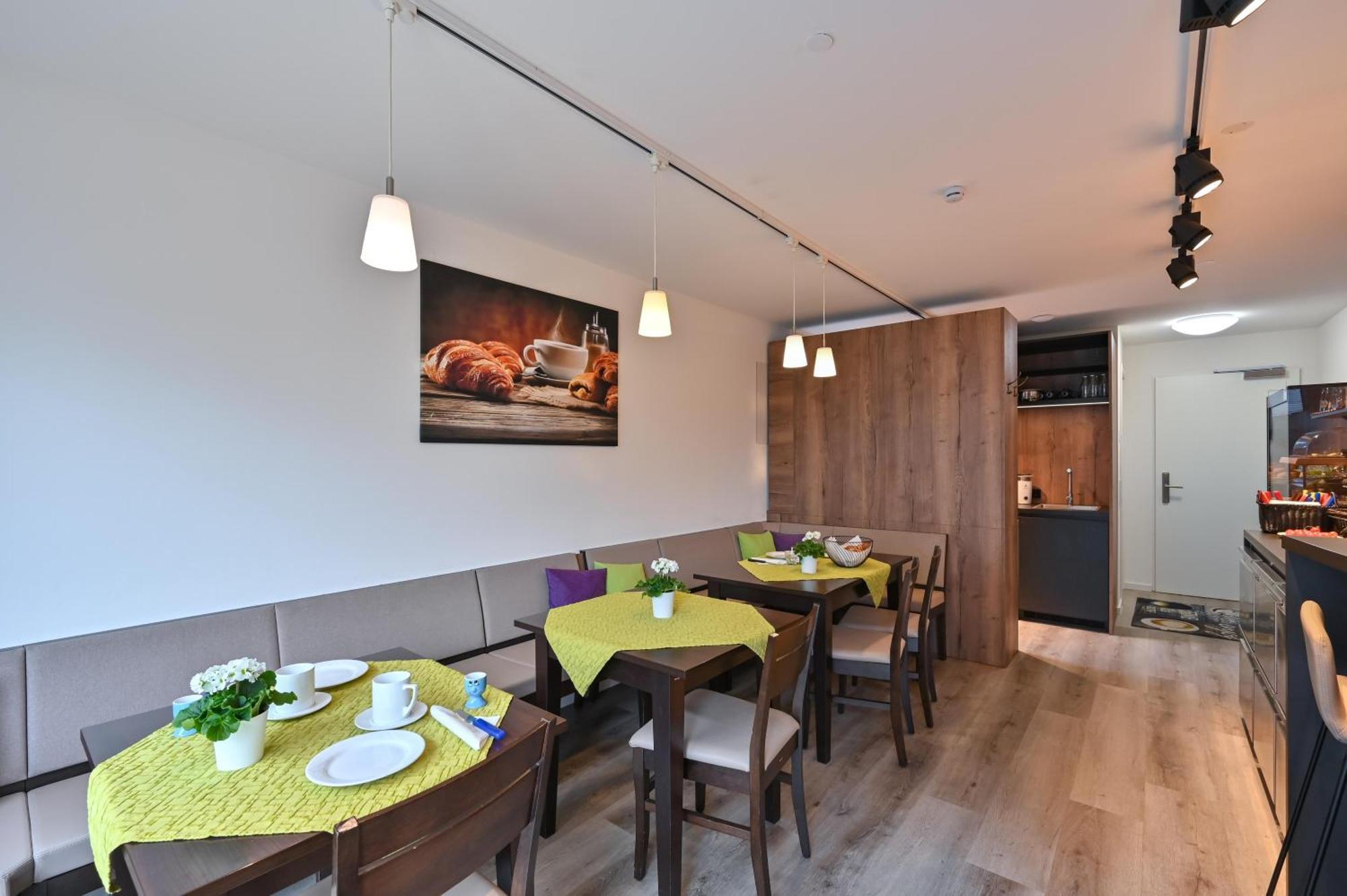 Hotel Gaestehaus Stock Zimmer Kaffeesaeckle Friedrichshafen Exterior photo